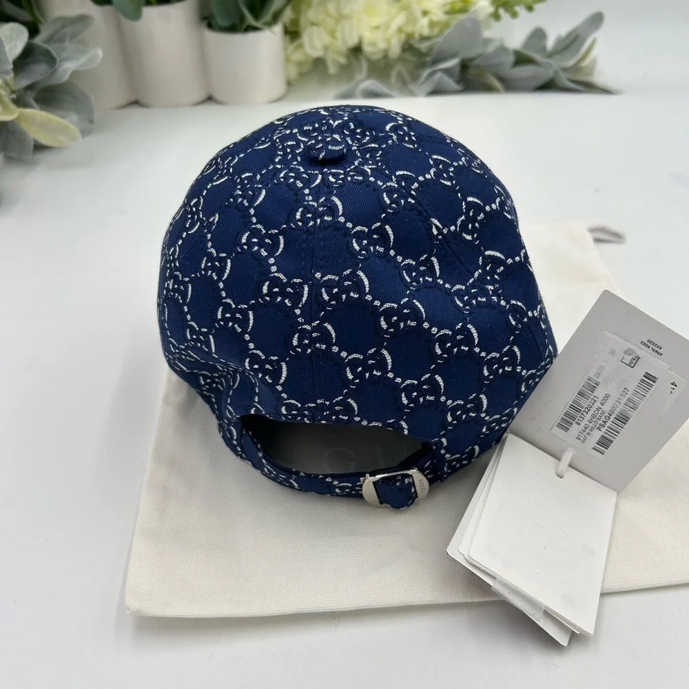 Men's Gucci, blue shadow GG adjustable baseball camp size medium, made in Italy